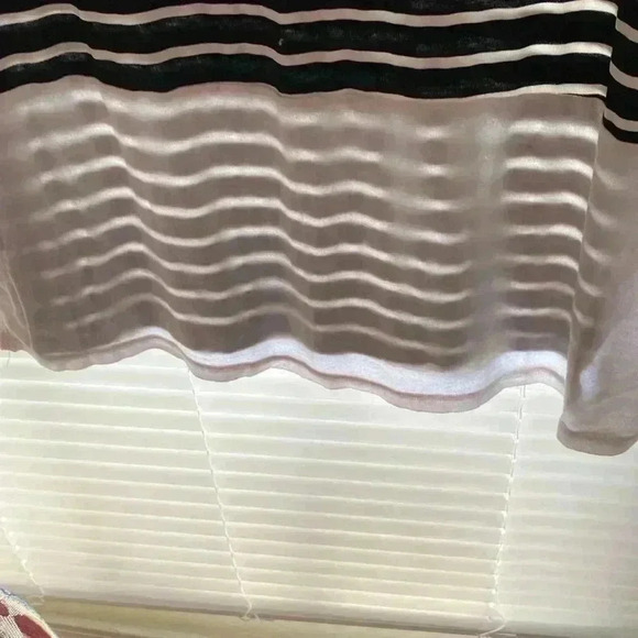 Women’s Top It Off XL Black and White Stripe Long Sleeve‎ Pullover Blouse - Picture 4 of 4